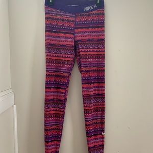Nike Pro Dri-Fit Geometric Printed Leggings
